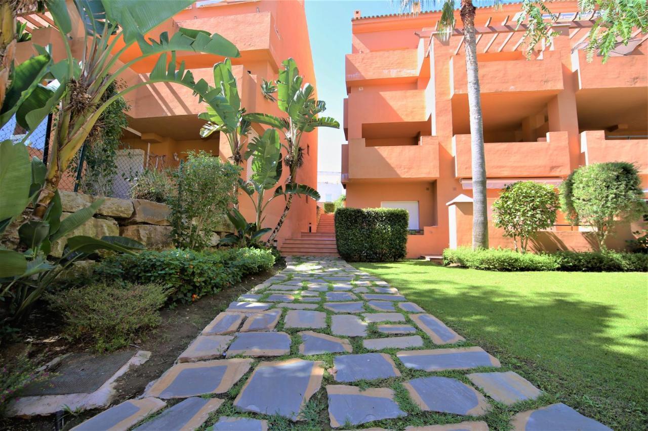 Apartment Nala Estepona Exteriör bild